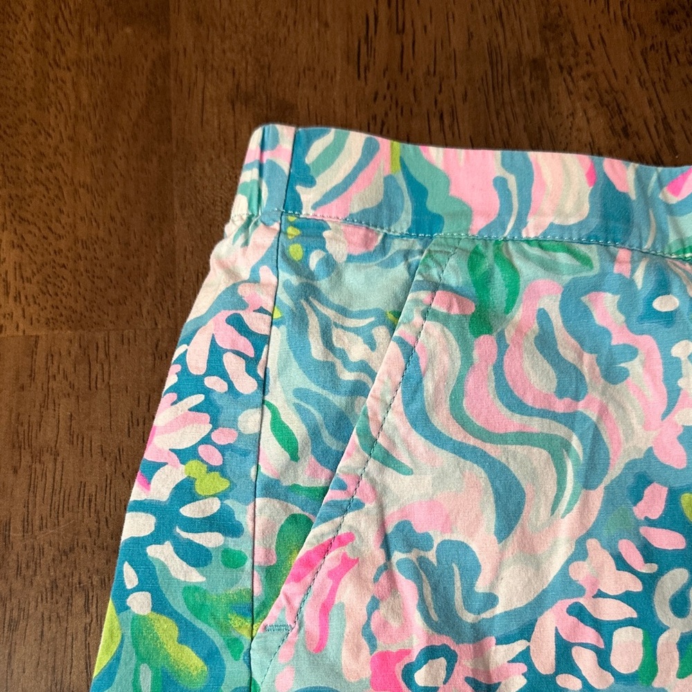 Lily Pulitzer Women’s Pastel Floral Print Casual Shorts Size S. GUC - Picture 4 of 12